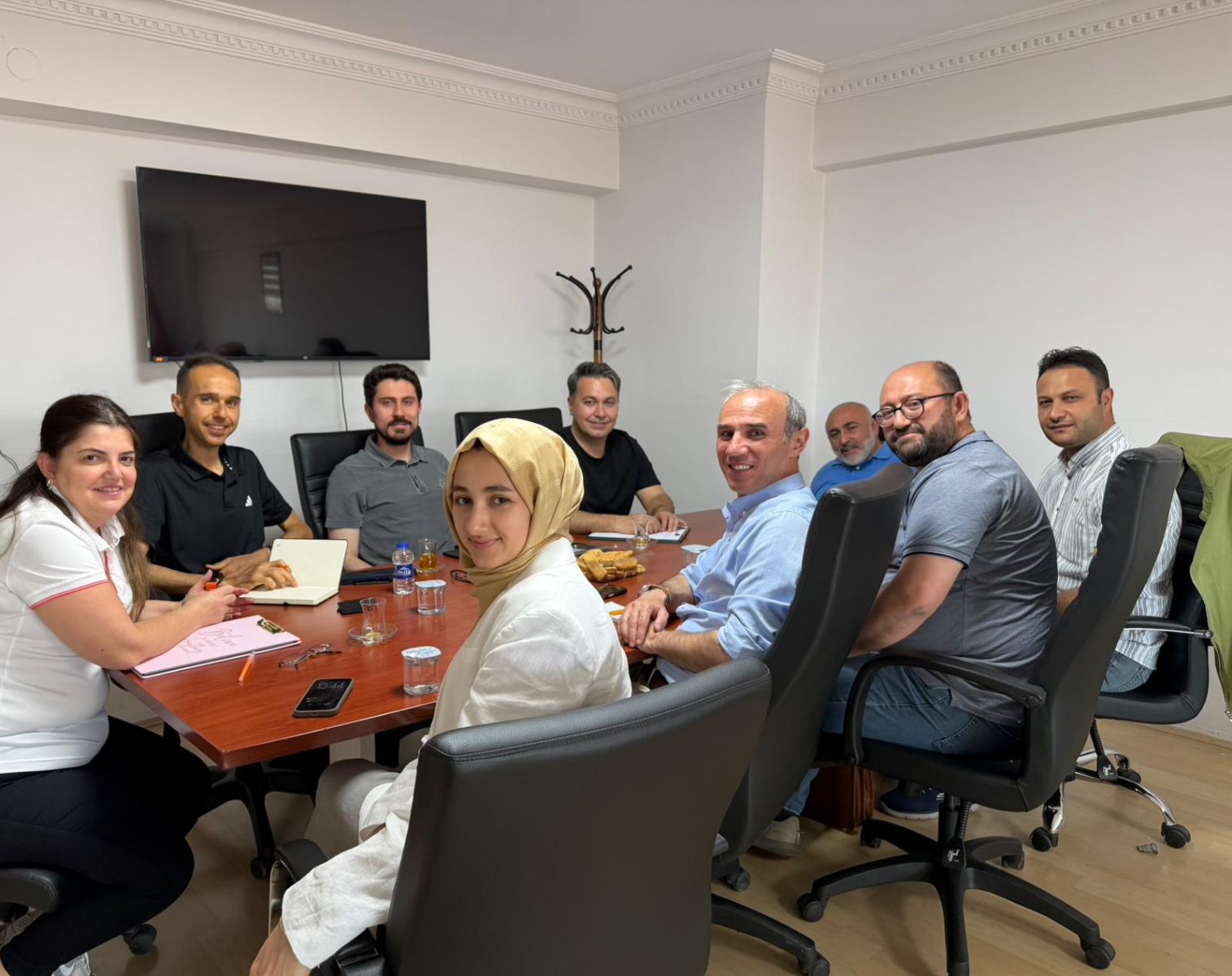 YADAM Müdürü Prof. Dr. Murat Çemrek başkanlığında Akreditasyon Komisyonu aylık olağan toplantısı gerçekleştirildi.