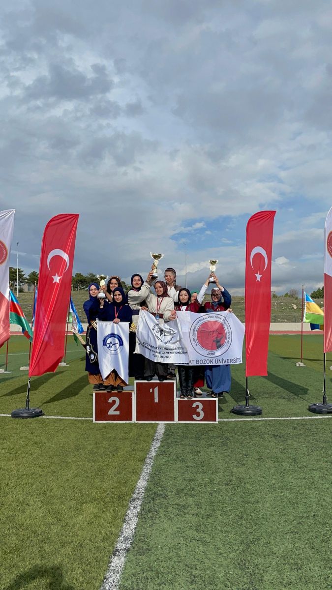 Geleneksel Türk Okçuları Topluluğu'nu Başarılarından Dolayı Tebrik Ederiz