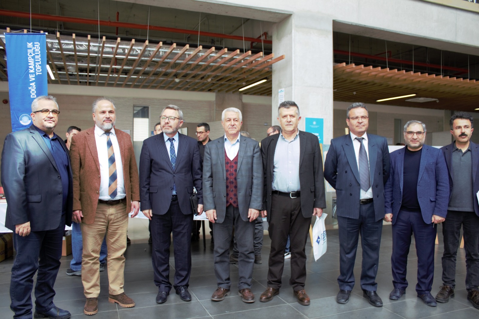 Necmettin Erbakan Üniversitesi Sosyal ve Beşeri Bilimler Fakültesinde Yazma Eser Sergisi ve "Kitap, Kütüphane ve Yazma Eser Kütüphaneleri"