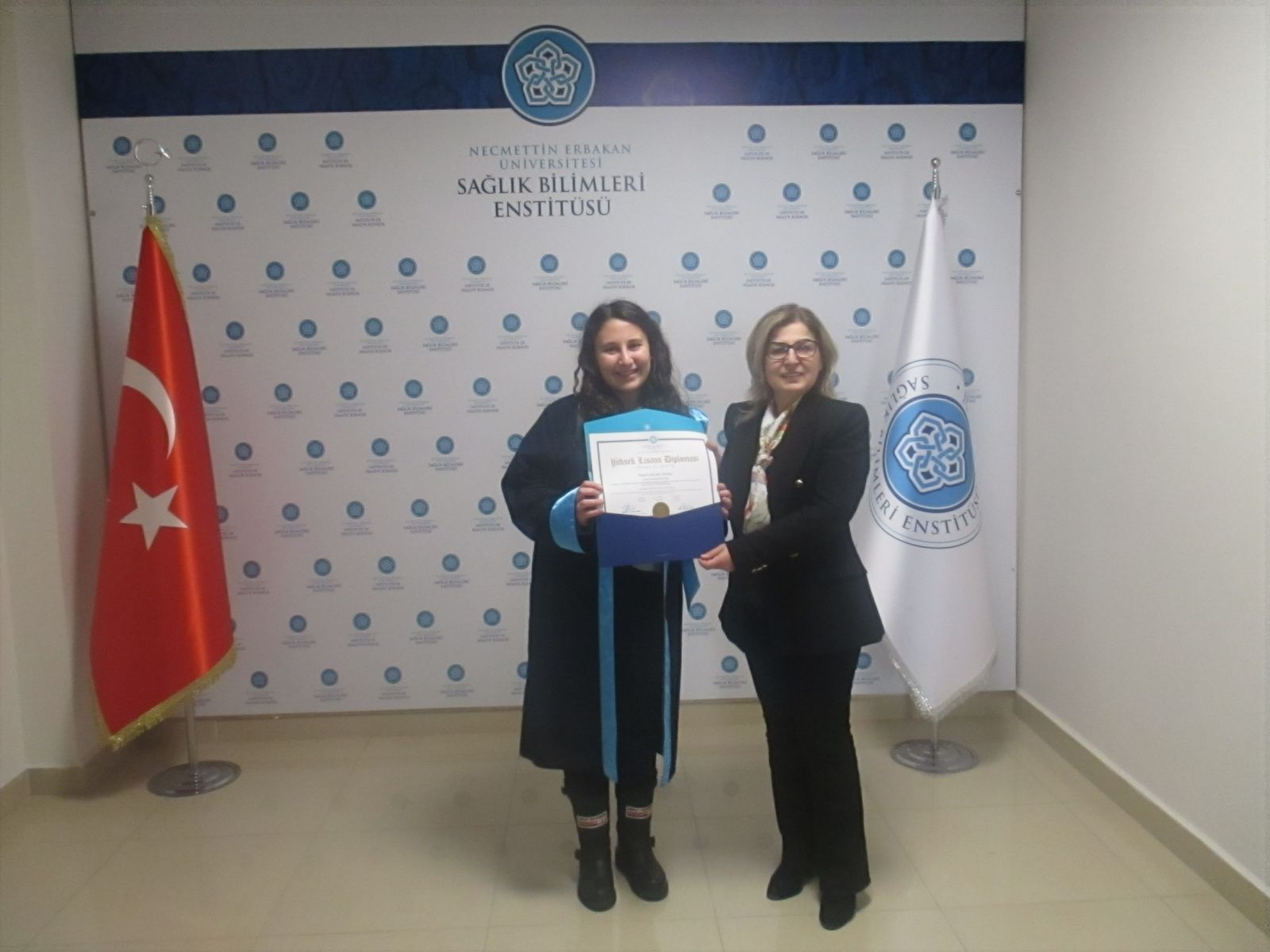 Diploma Takdimi