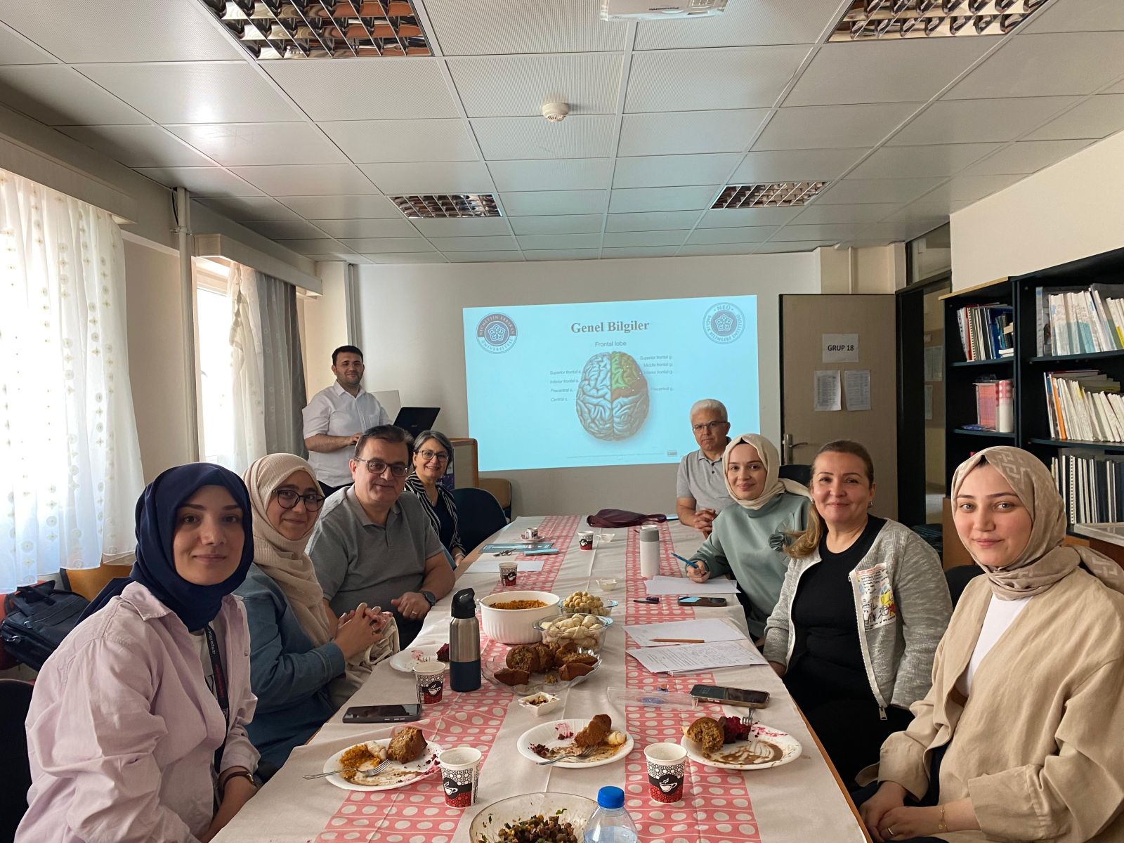 Sinir Bilim Doktora Öğrencilerinden Başarılı Seminer Sunumları