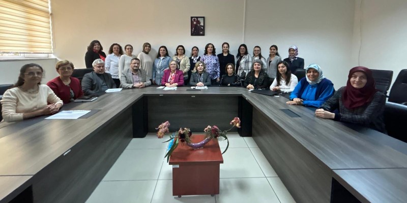 Hemşirelik Anabilim Dalında Lisansüstü Değerlendirme Toplantısı Gerçekleşti