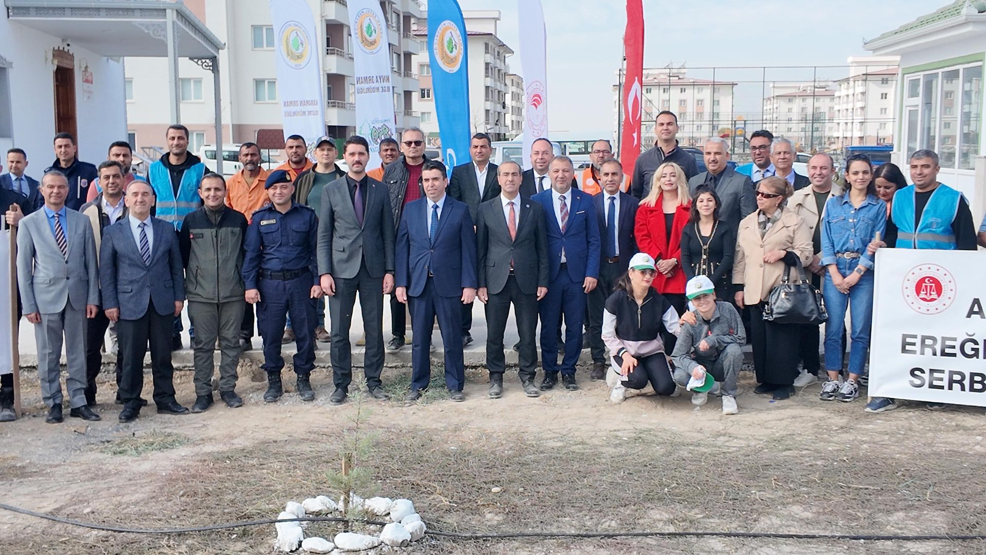 Milli Ağaçlandırma Gününde Fidanlar Topraklarla Buluştu.