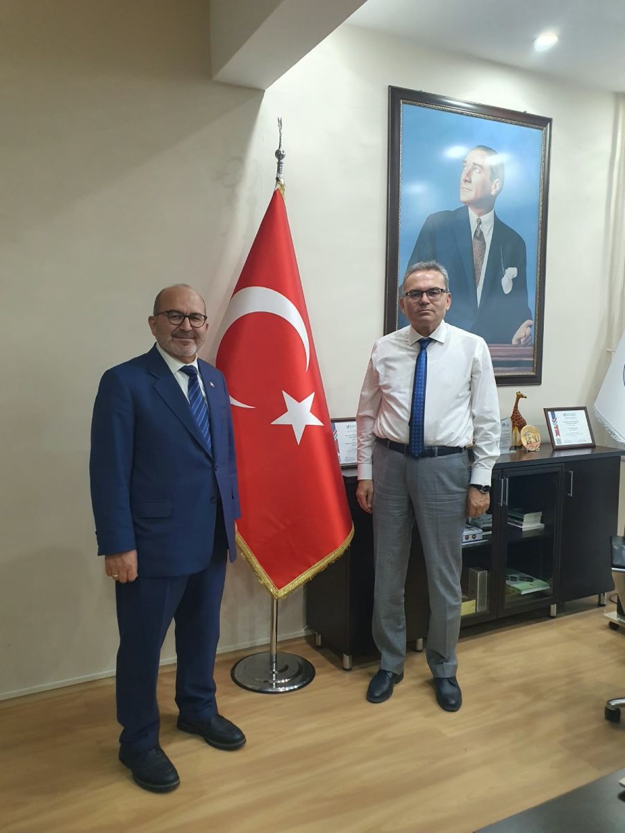 Karamanoğlu Mehmetbey Üniversitesi Diş Hekimliği Fakültesi Dekanı Prof. Dr. Ali Şahin'den Dekanımıza Ziyaret