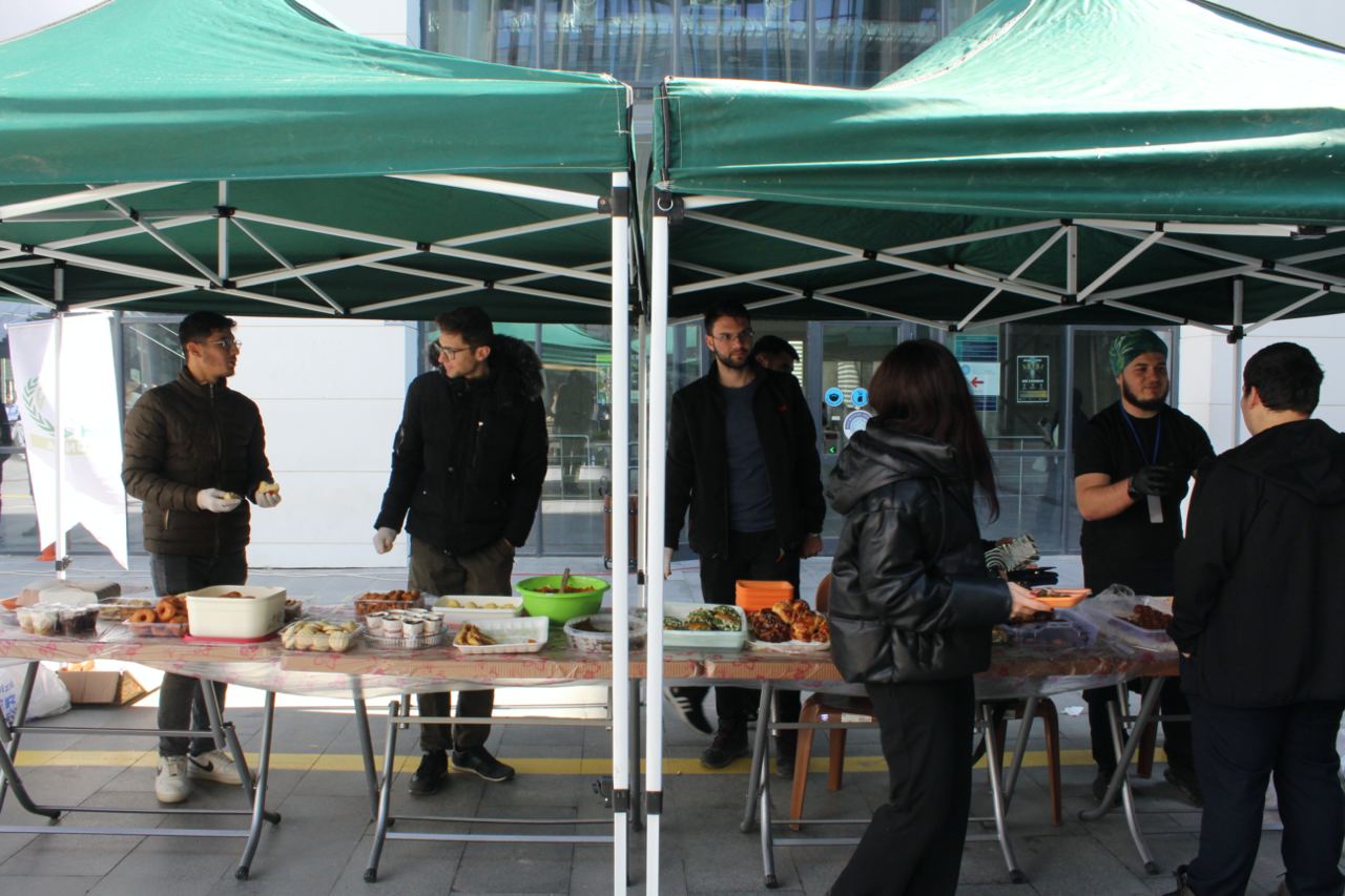 Kermes: Patani’de Bulunan Gençlere Yönelik