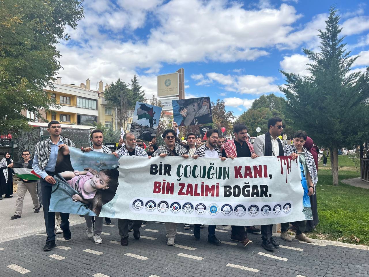 Kampüs’ten Gazze’ye Tek Yürek