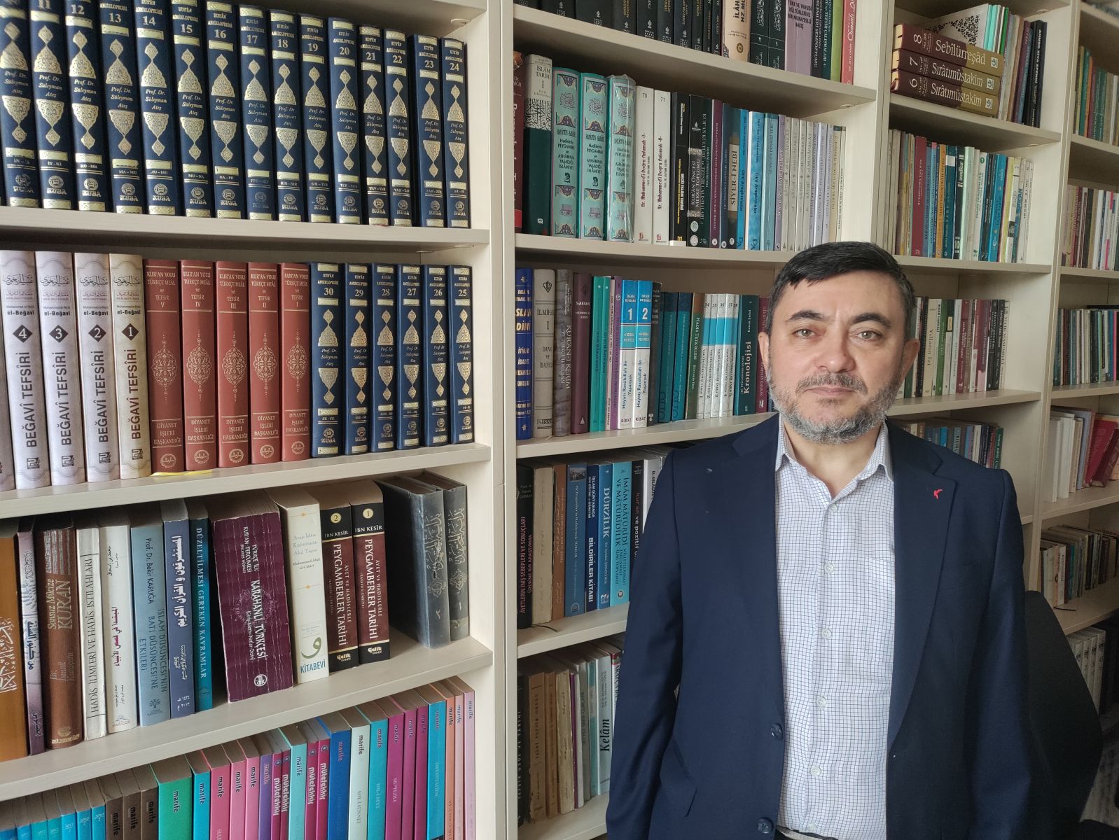 Fakültemiz Tefsir Anabilim Dalı öğretim üyesi Prof. Dr. Hakan UĞUR Profesör Kadrosuna Atanmıştır.