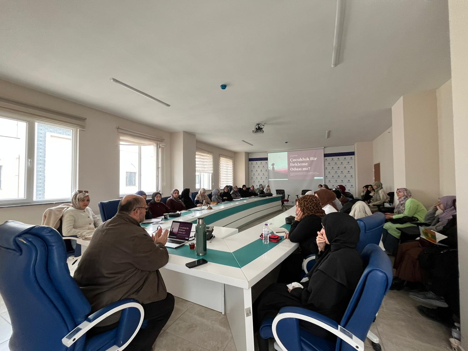 İlahiyat Fakültesi Akademi Destek Programı
