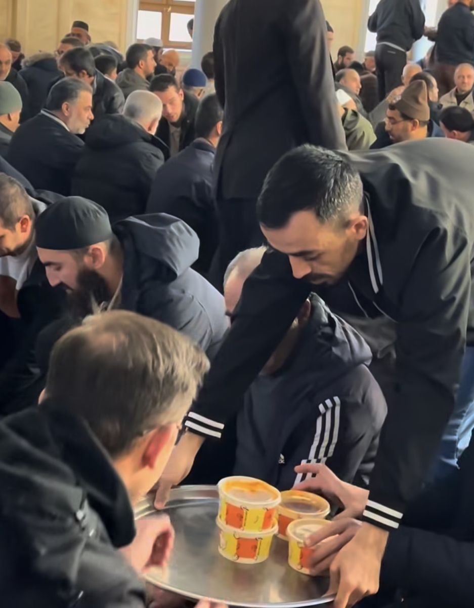 Geçerken Sabah Namazı Buluşmaları - 1