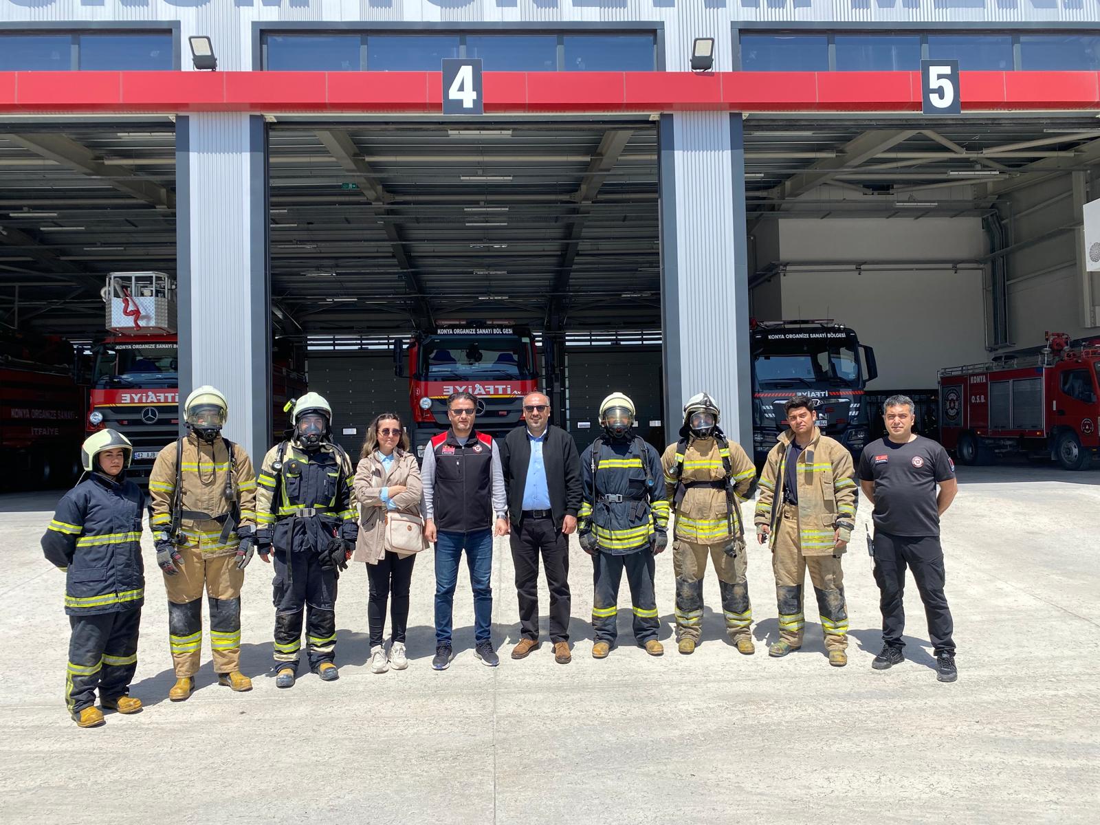 Sivil Savunma ve İtfaiyecilik Programı Öğrencilerinden KOS İtfaiyesi'ne Teknik Gezi