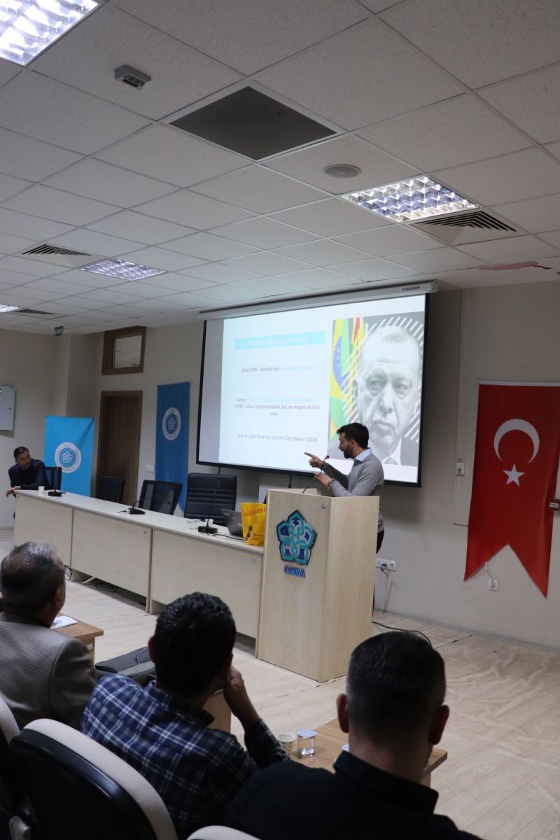 Uluslararası İlişkiler Alanında Konferans Gerçekleştirildi