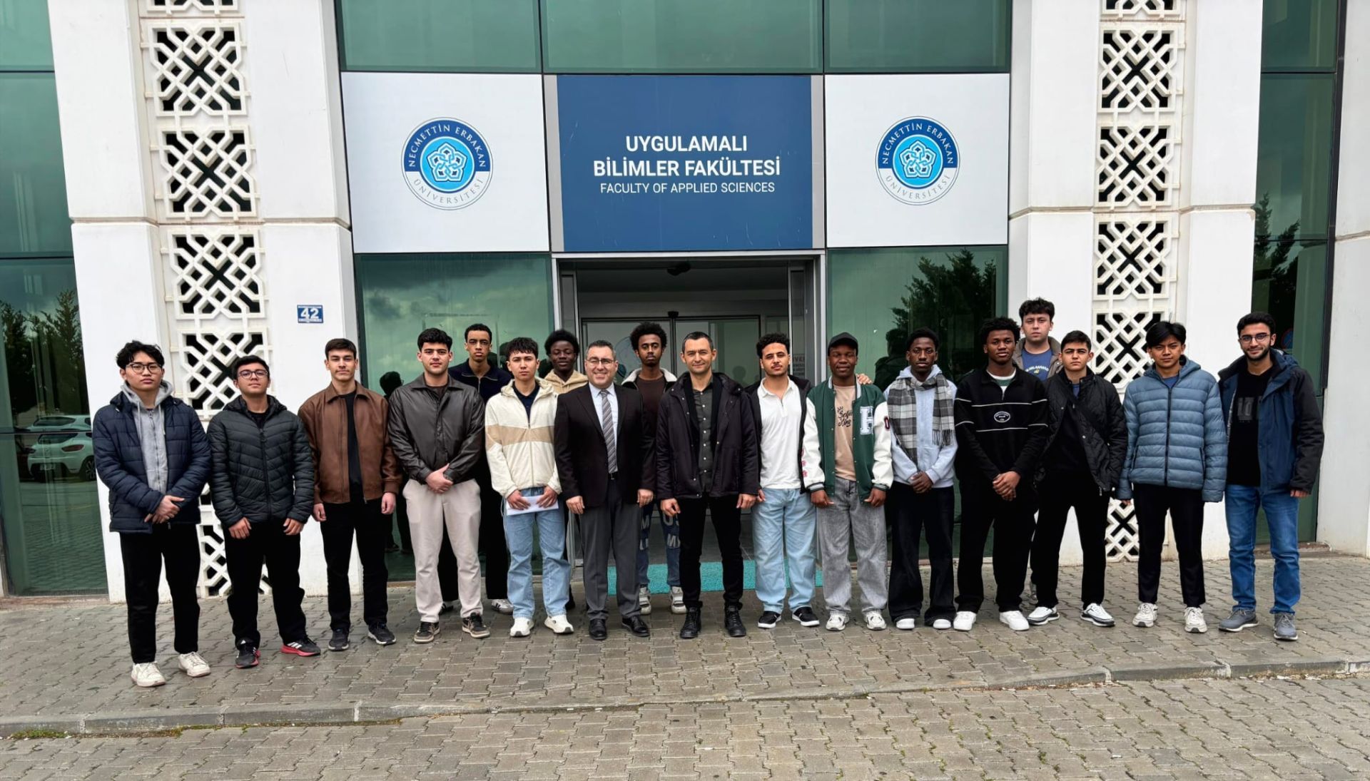 Uluslararası Mevlana Anadolu İmam Hatip Lisesi Öğrencilerinden Fakültemize Ziyaret