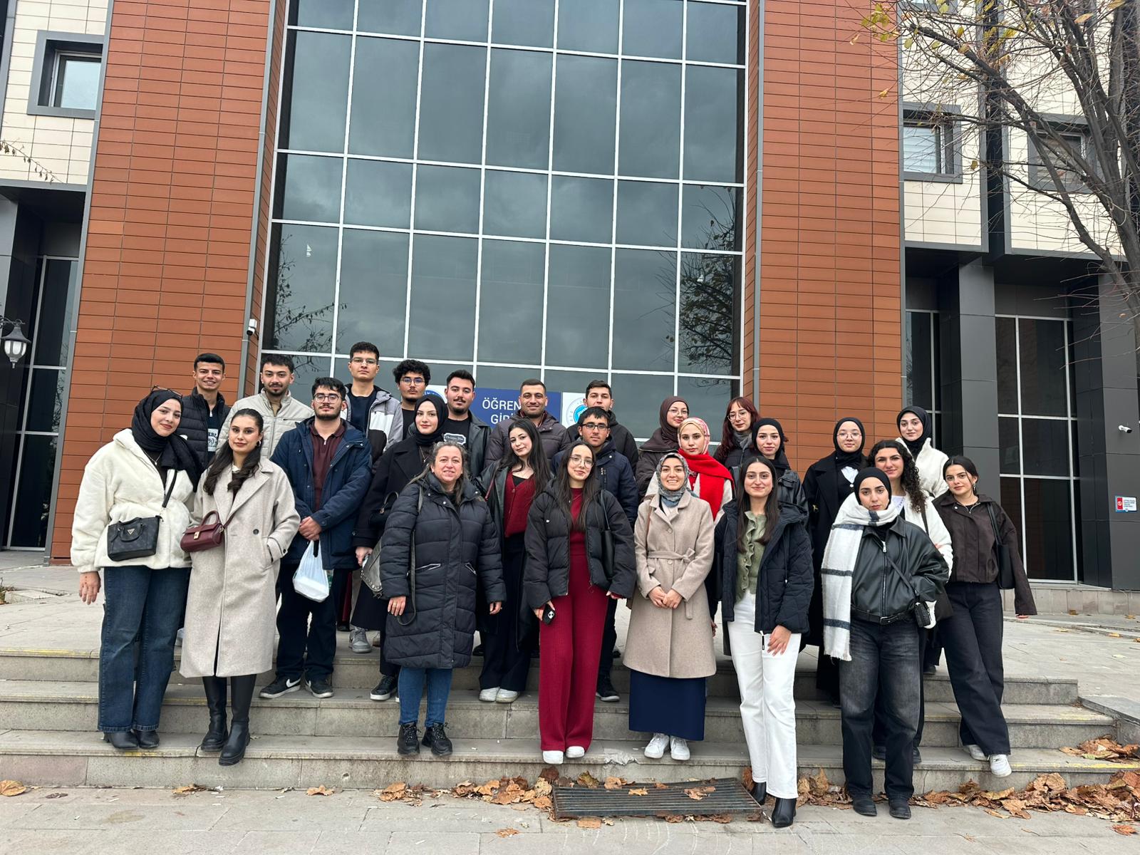 NEÜ Faculty of Medicine Laboratory Tour