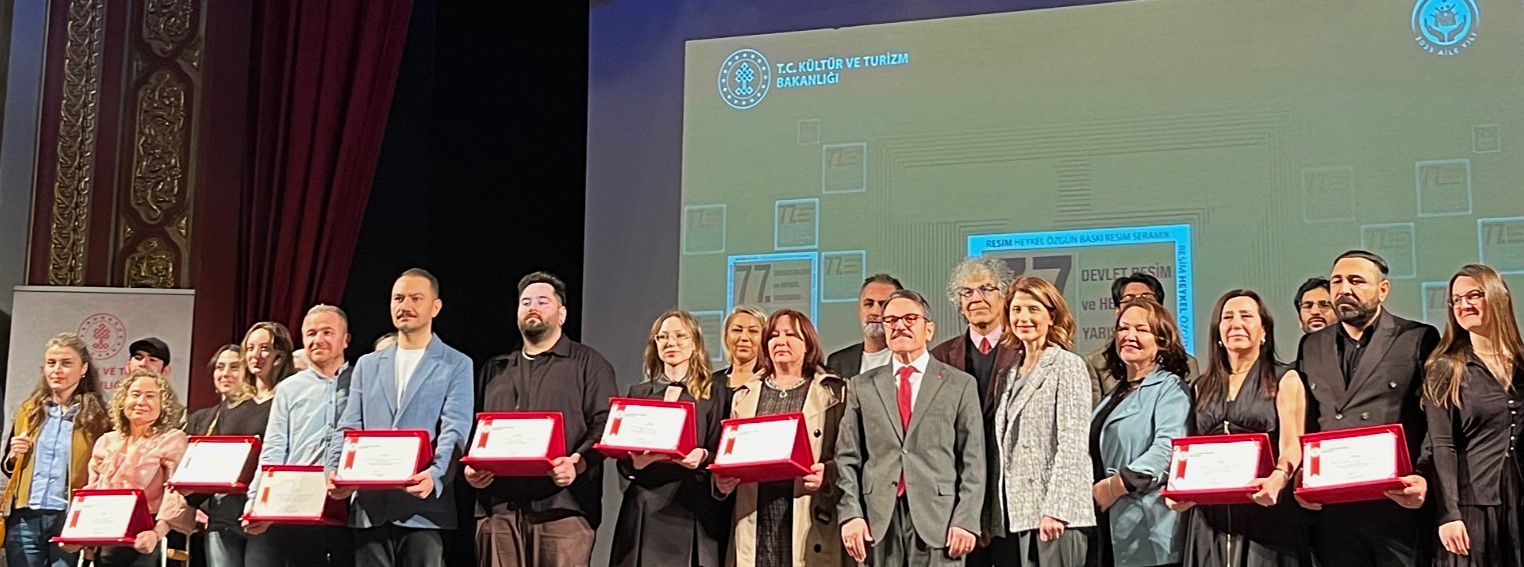 Resim Bölümü Yüksek Lisans Öğrencisi Mehmet Paşalı, 77. Devlet Resim ve Heykel Yarışması’nda Başarı Ödülü Aldı