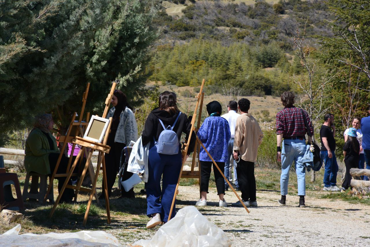 “Sonsuz Şükran Village Open-Air Live Painting Performance”