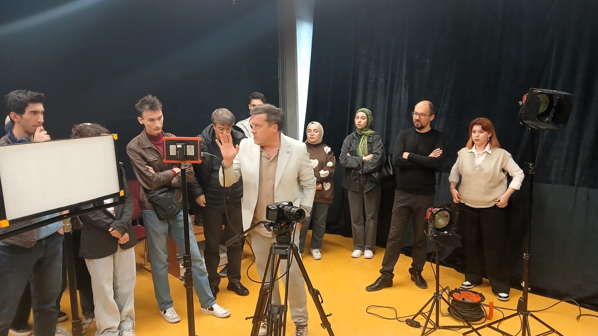 “Bir Film Nasıl Görünür?” Konulu Workshop Radyo Televizyon ve Sinema Öğrencilerinin Katılımıyla Gerçekleşti