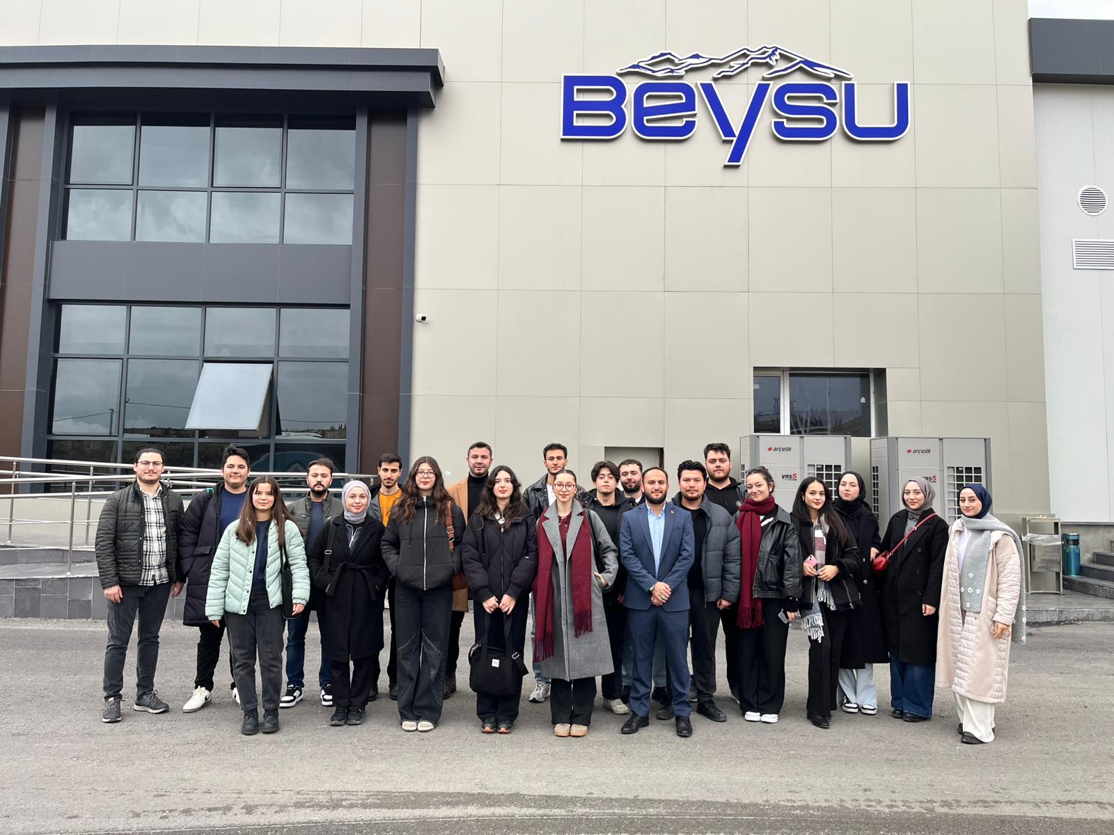 Makine Mühendisliği ve Gıda Mühendisliği Öğrencilerimiz,  BEYSU Tesisleri’ni Ziyaret Etti!