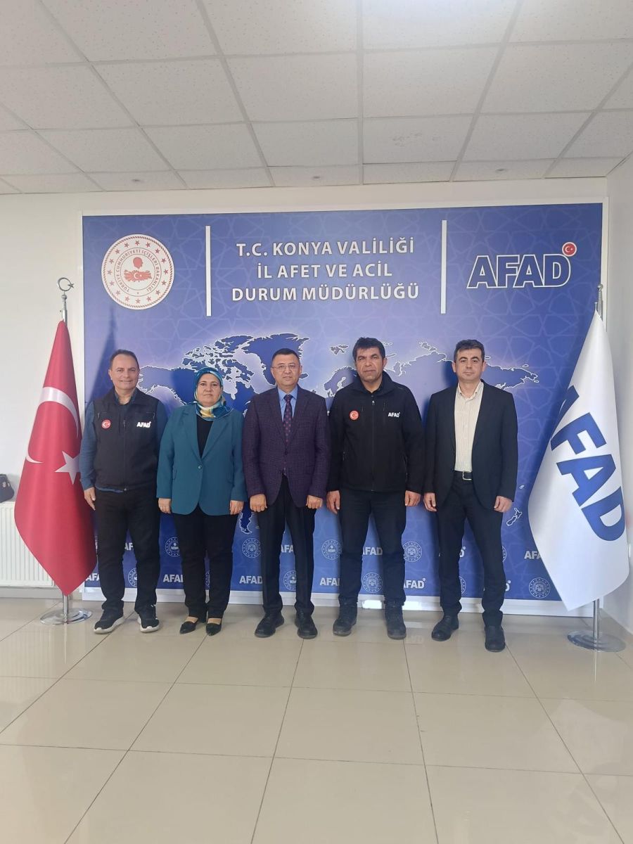 Mühendislik Fakültesi Dekanımız ve Fakülte Sekreterimiz, Konya İl Afet ve Acil Durum Müdürlüğü’nü Ziyaret Ederek Görüş alışverişinde Bulunmuştur