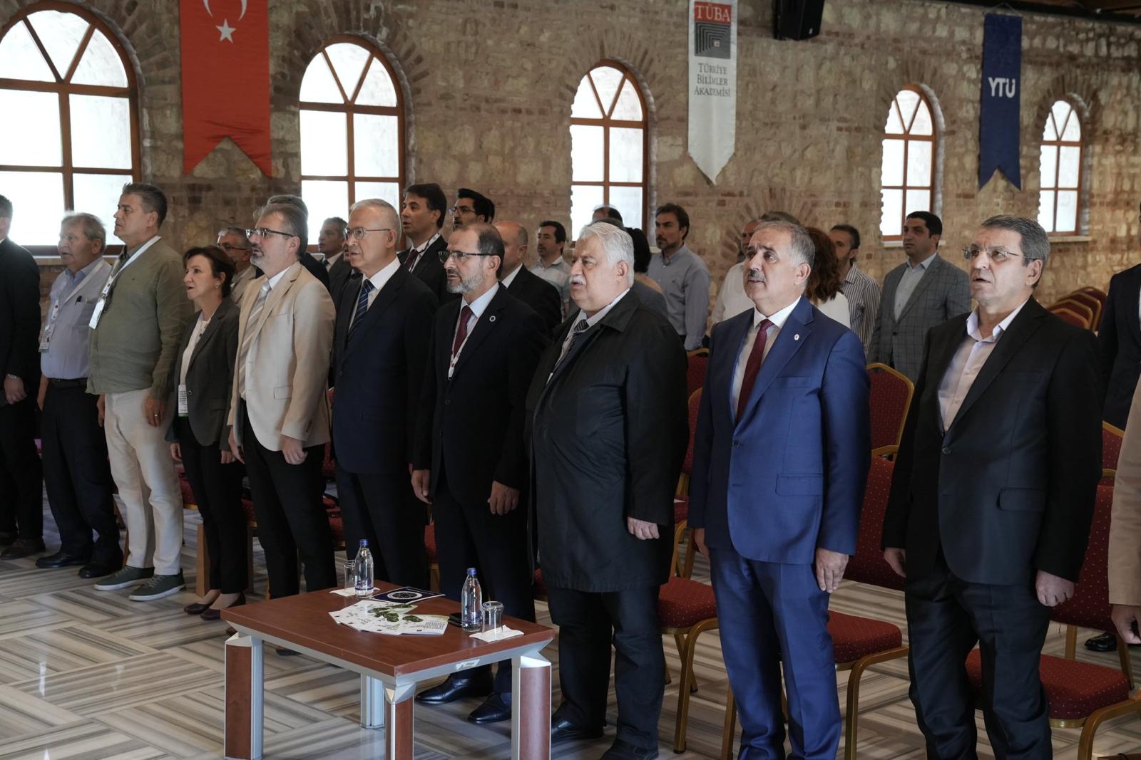 TÜBA-Çevre, Biyoçeşitlilik ve İklim Değişikliği Çalışma Grubu tarafından hazırlanan “Sanayide Yeşil Dönüşüm ve Döngüsel Ekonomi Çalıştayı” 23-24 Mayıs 2025 tarihinde Yıldız Teknik Üniversitesi’nde (YTÜ) gerçekleştirildi.