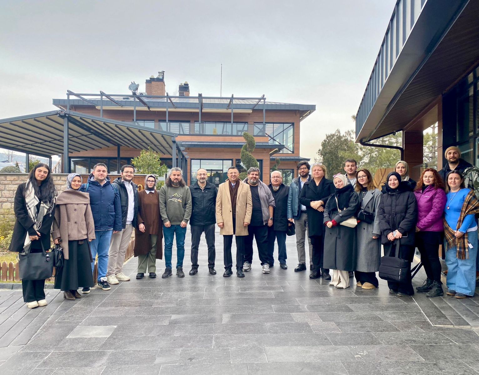 Lystra Antik Kenti kazı Çalışmaları Kapsamında Gerçekleştirilen 2025 Yılı Toplantısına Katılım Sağlanmış; Yürütülen Çalışmalar Değerlendirilmiştir.