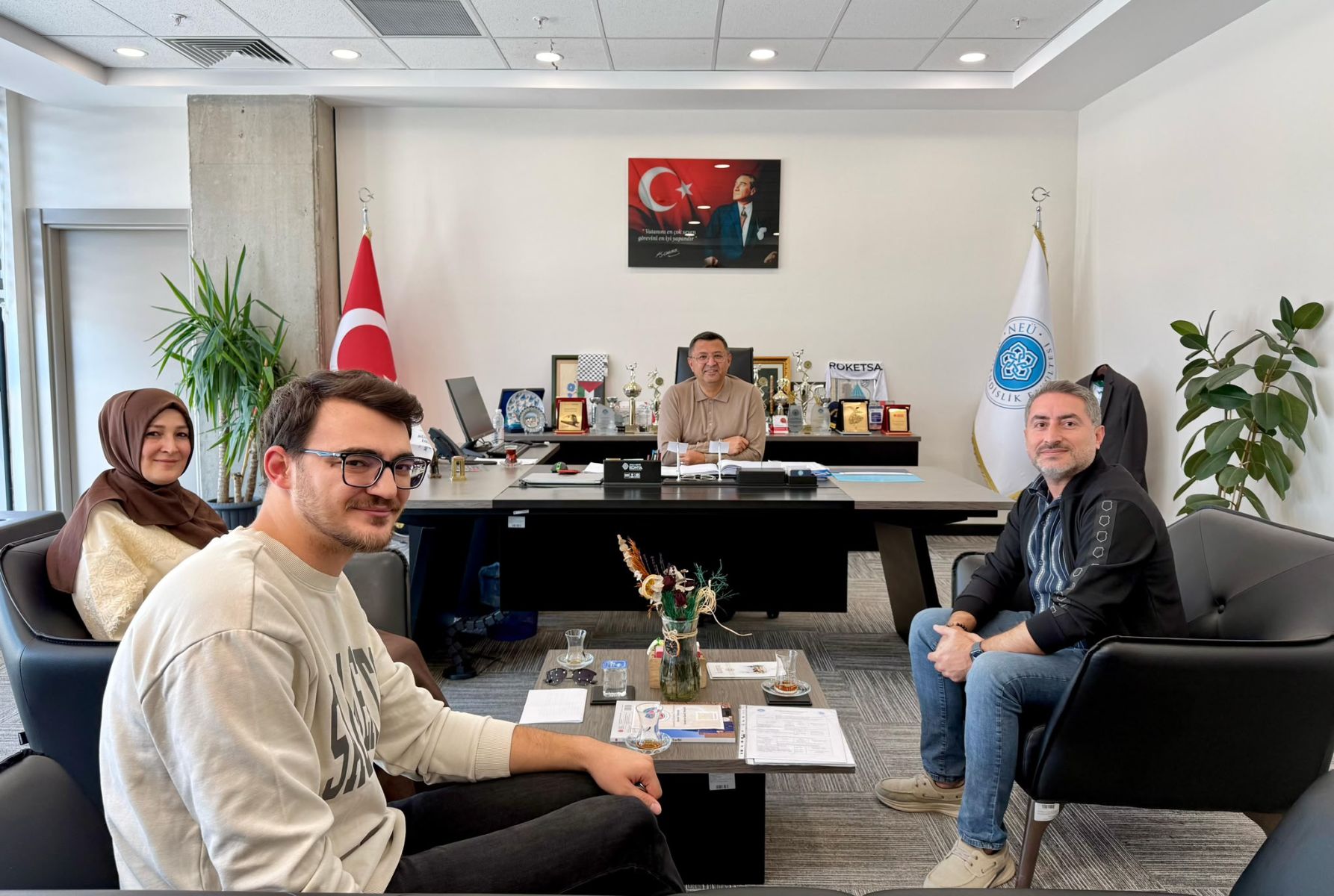 Diyarbakır Büyükşehir Belediyesi’nde Görev Yapan Harita Mühendisi Sayın İkram Gezen, Fakültemizi Ziyaret Etti