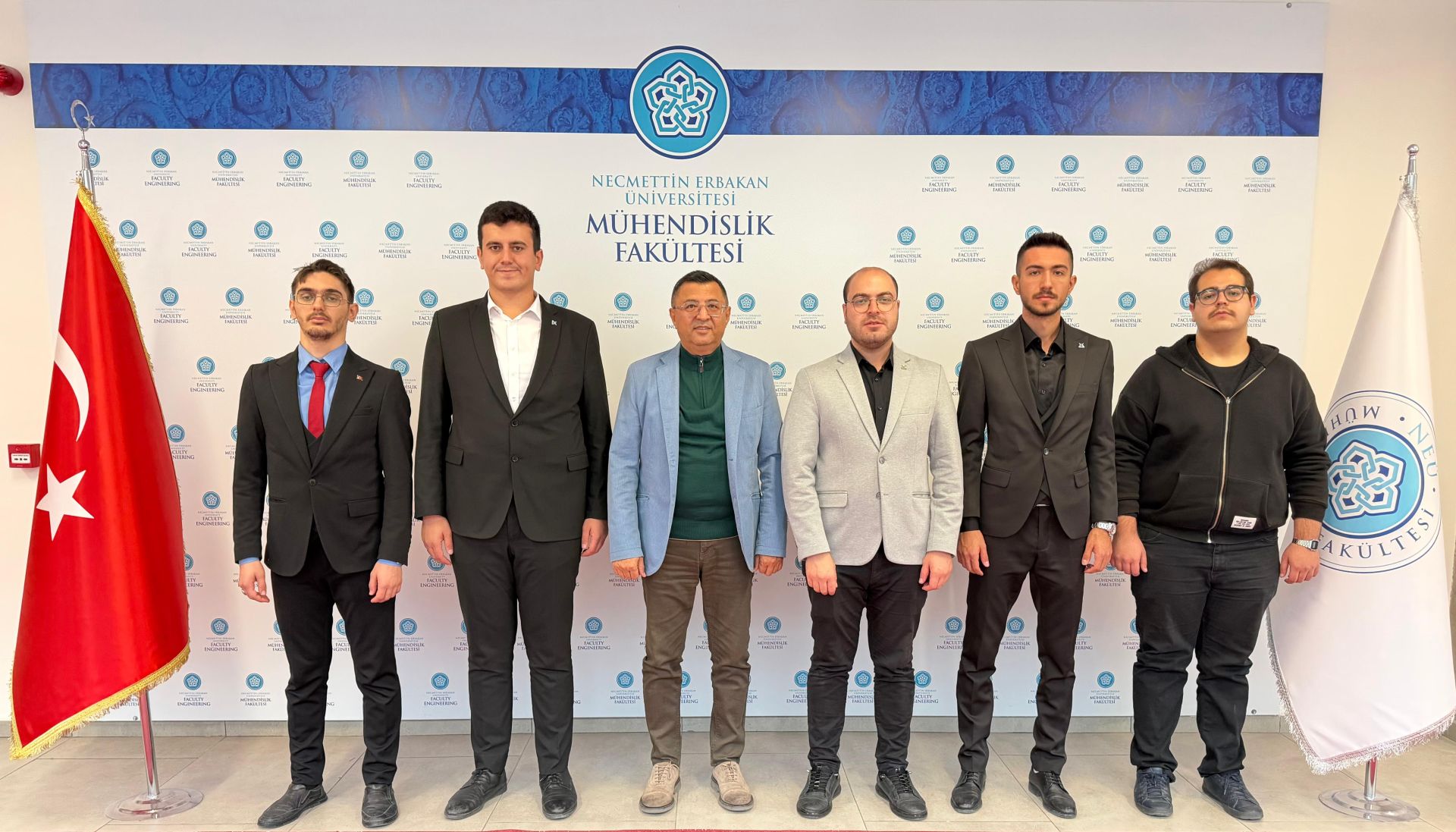 Türkiye Gençlik Vakfı (TÜGVA) Konya İl Yönetiminden Ramazan Çetin ve Beraberindeki Heyet, Fakültemiz Dekanımız Prof. Dr. S. Savaş DURDURAN’ı Makamında Ziyaret Etti