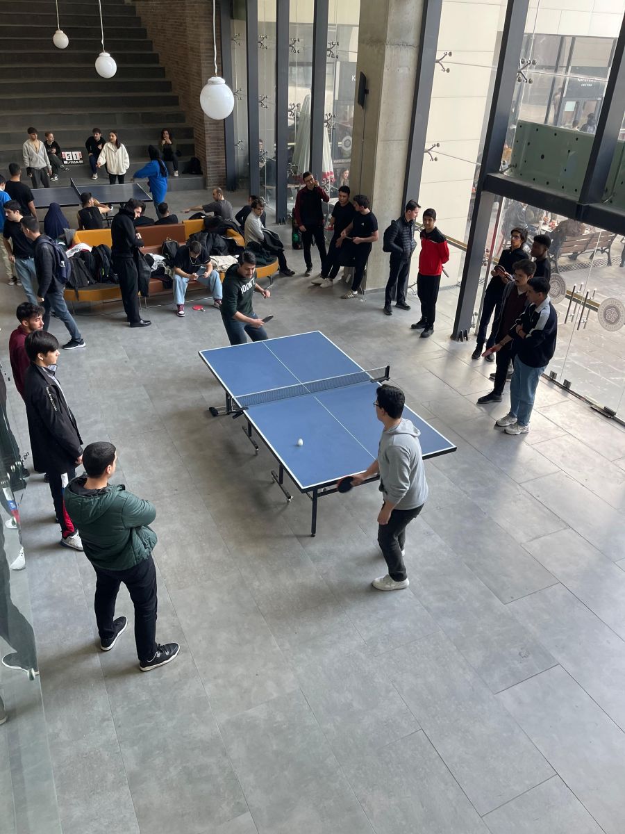 Fakültemizde düzenlenen Masa Tenisi Turnuvası Büyük Bir Heyecan Ve Keyifli Anlara Sahne Oldu