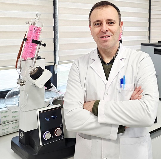 Fakültemiz Temel Bilimler Bölümü Öğretim Üyesi Prof. Dr. Mahmut Deniz Yılmaz’ın Yürütücülüğünü Üstlendiği Proje Destek Almaya Hak Kazanmıştır