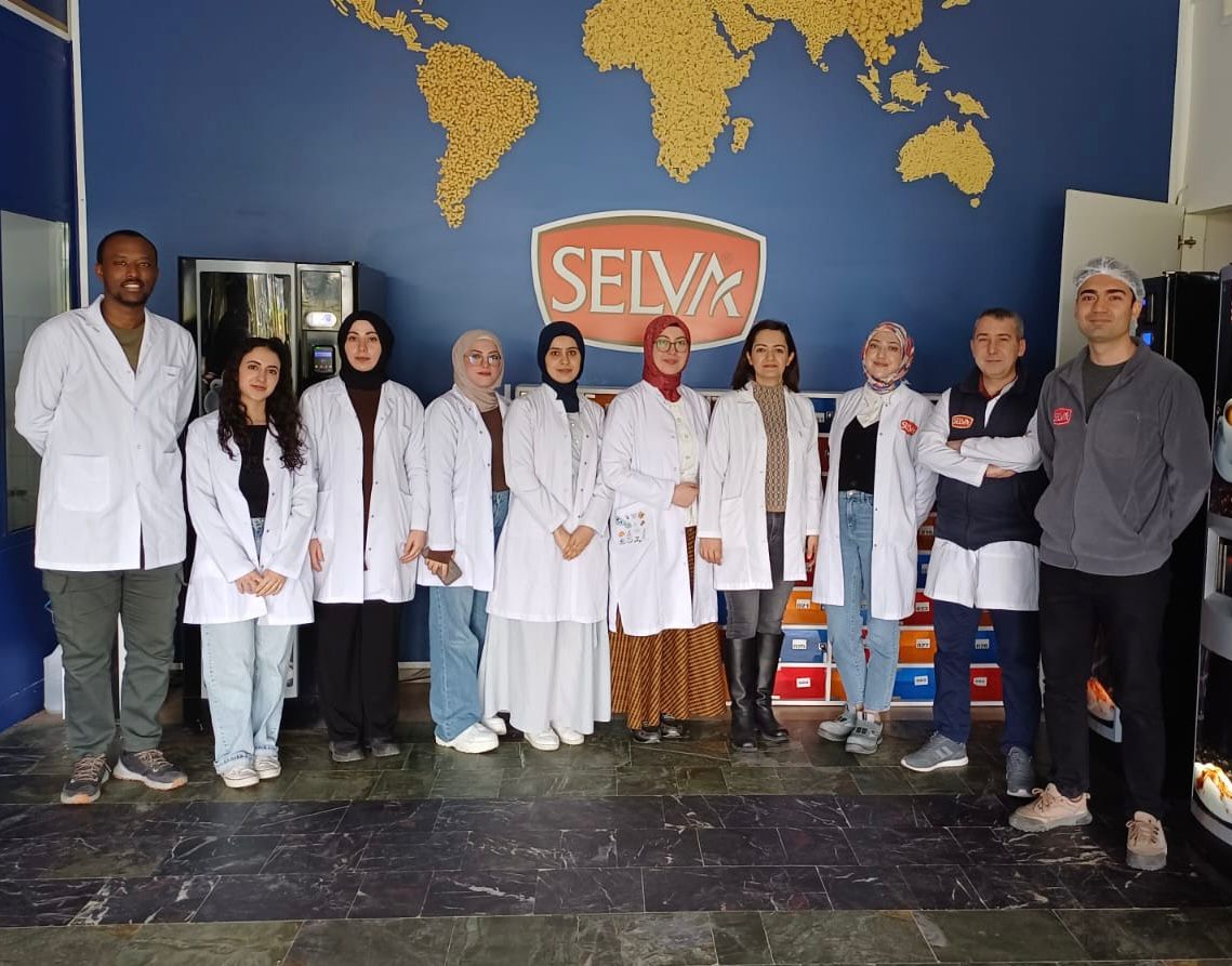 Gıda Mühendisliği 3. sınıf Öğrencileri Proses Uygulamaları-II Dersi Kapsamında, Dr. Öğr. Üyesi Gamze Üçok Rehberliğinde Selva Gıda Makarna Fabrikası’na Teknik Bir Gezi Gerçekleştirdi