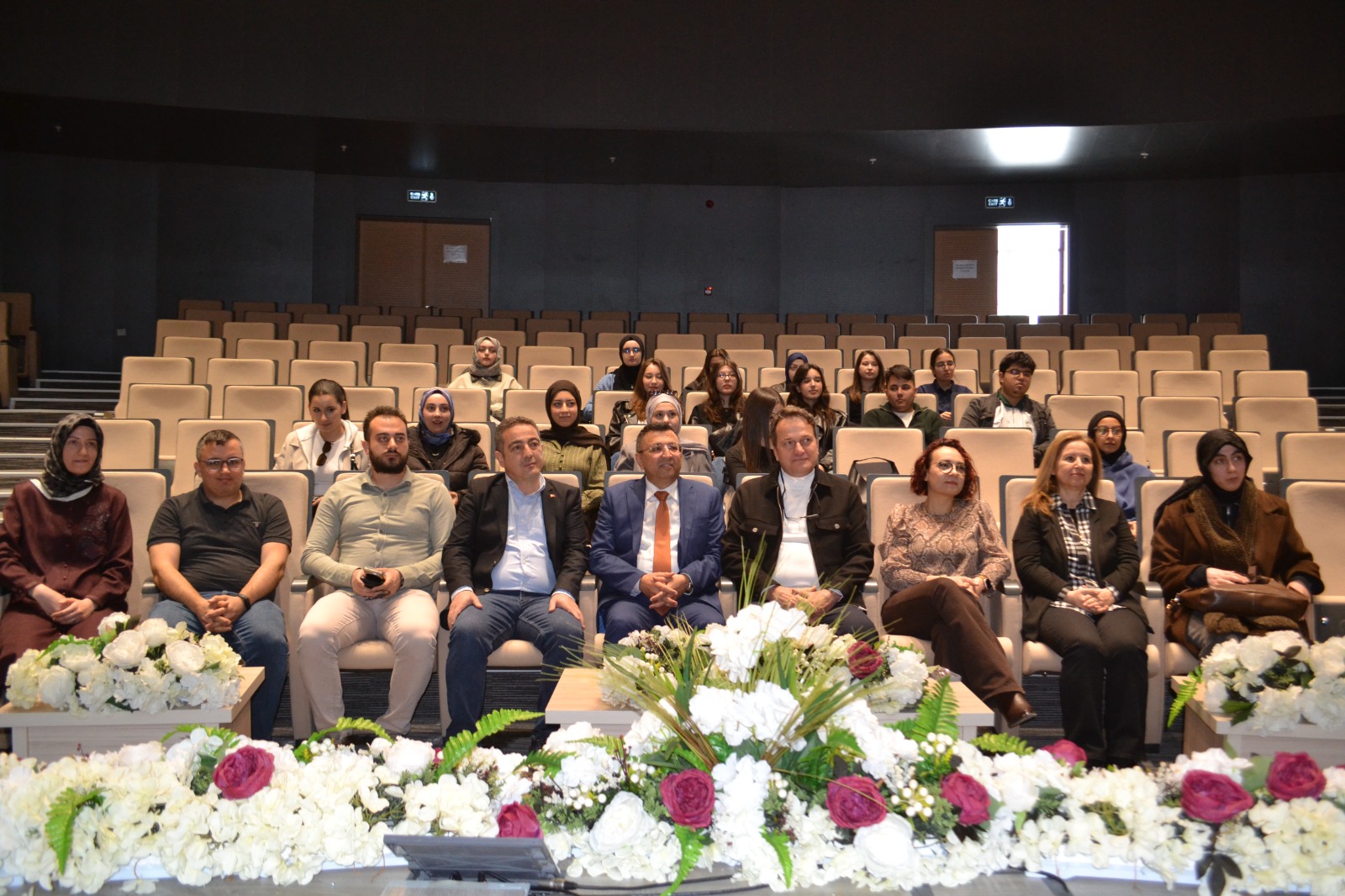 Fakültemiz Gıda Mühendisliği Bölümü Tarafından Düzenlenen Etkinlikte, Gıda Mühendisleri Odası Başkanı Sayın Hulisi ADA Misafir Edilmiştir