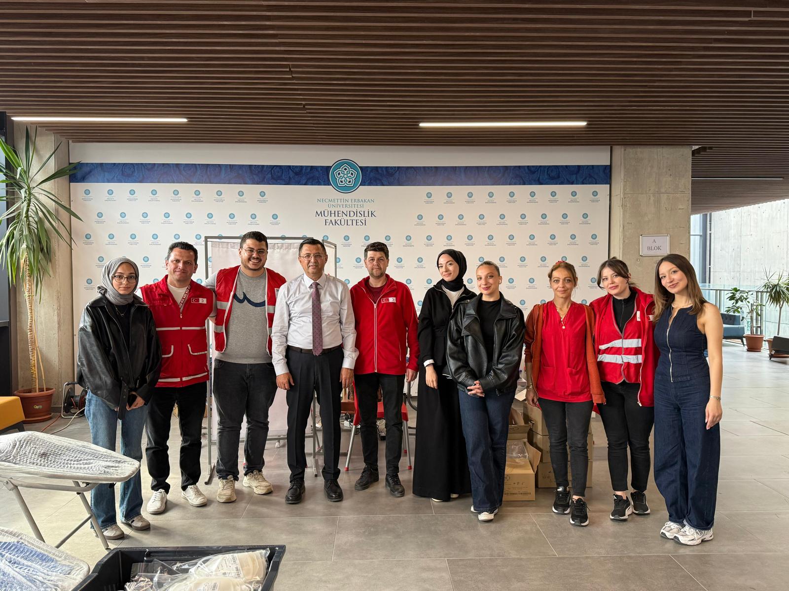 Fakültemizde Kızılay Kan Bağışı Yapıldı