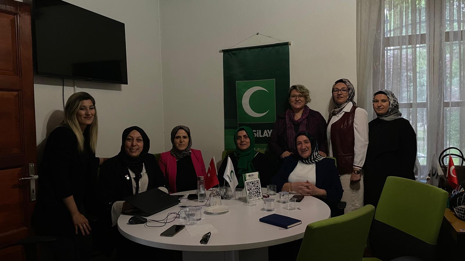 Yeşilay Kadın Kolları Yönetim Kurulu Toplantısına, Fakültemiz Dekan Yardımcısı ve Yeşilay Kadın Kolları Başkan Yardımcısı Doç. Dr. Fatma Kunt da Katılım Sağlamıştır
