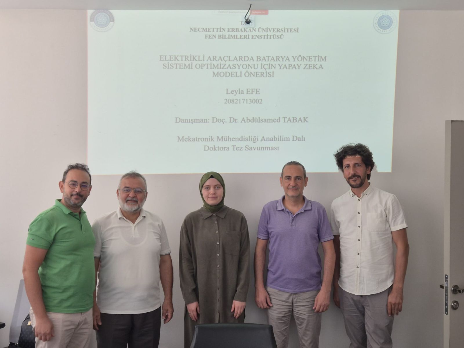 Leyla EFE Hocamızın Doktor Ünvanını Alması