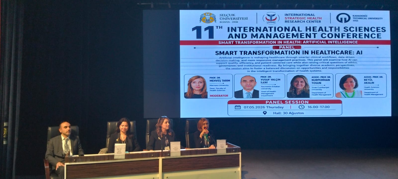 “Sağlık Hizmetlerinde Akıllı Dönüşüm: Yapay Zekâ” Konulu Panel