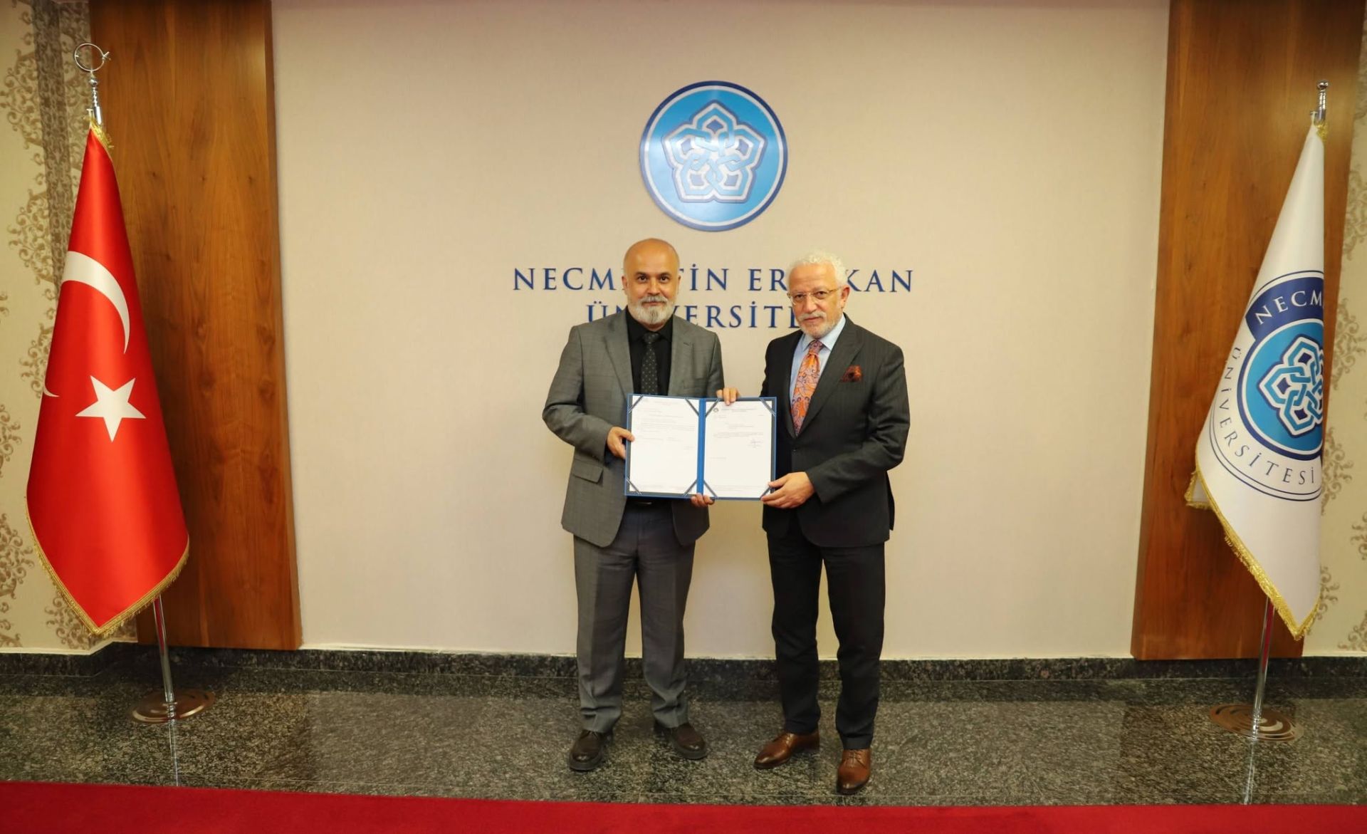 Dekanımızı Tebrik Ederiz