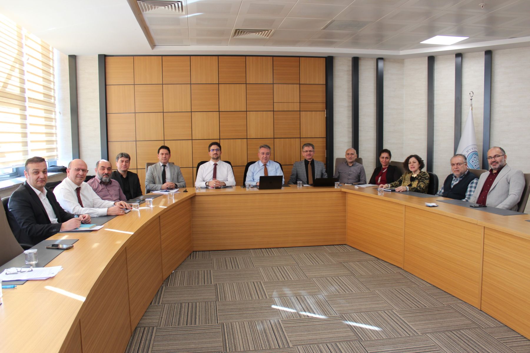 NEÜ’de Aylık Brifing Değerlendirme Toplantısı Gerçekleştirildi