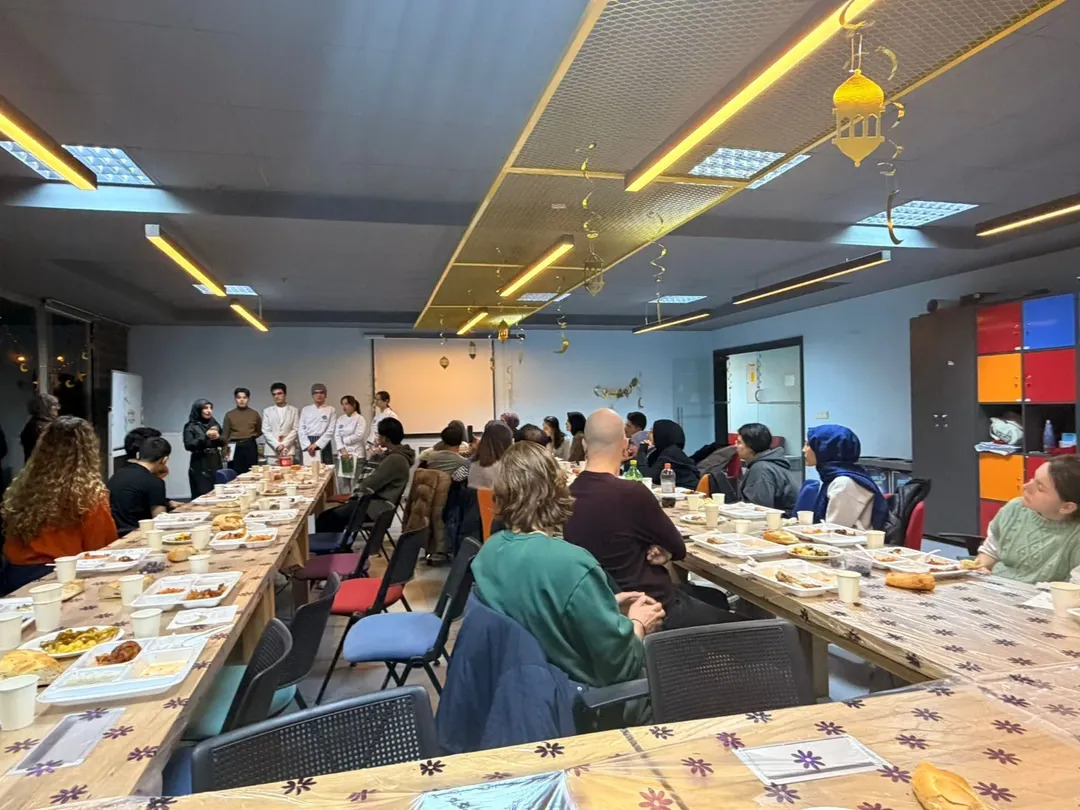 NEÜ Erasmus Topluluğu’ndan Anlamlı İftar Buluşması