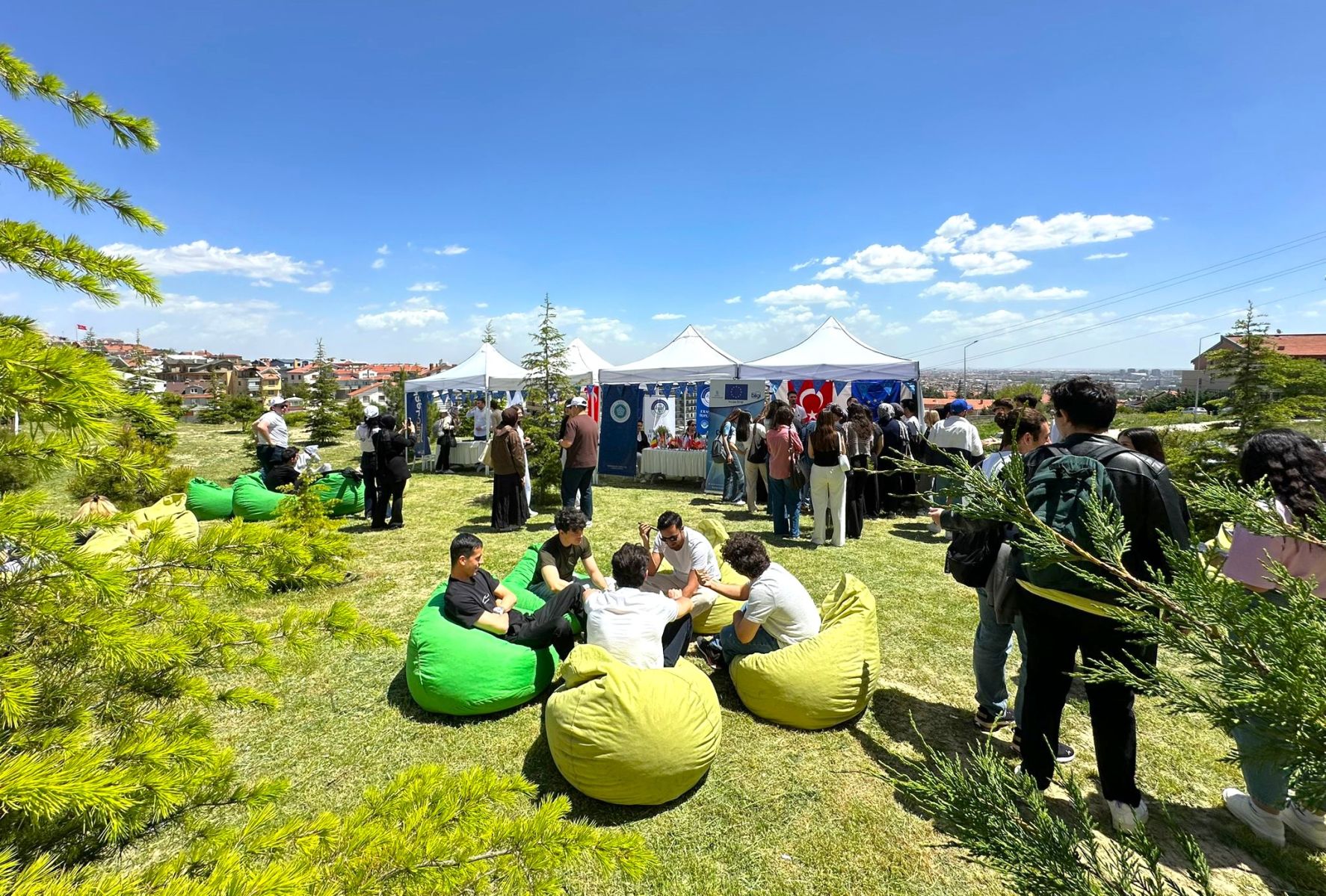 Öğrencilerimiz AB Fırsatlarını Festival Havasında Öğrendi