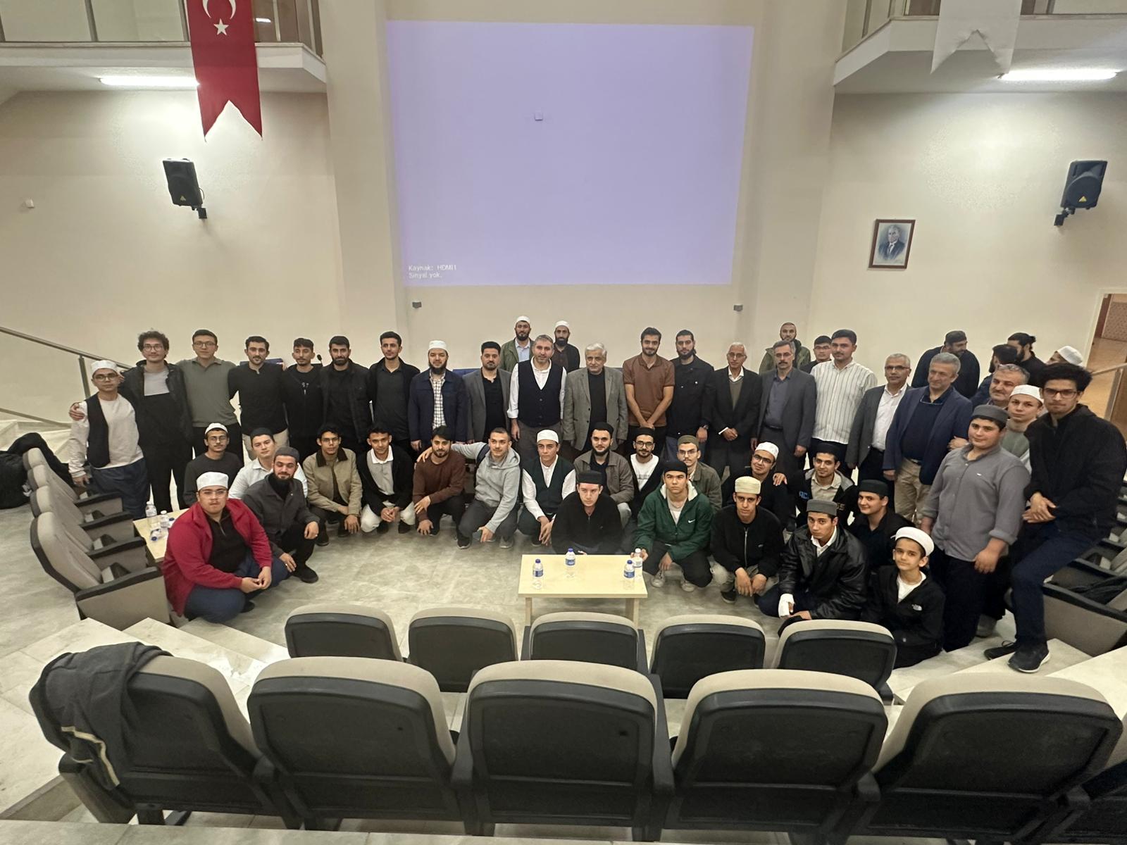 İlim ve Marifet ile İyiliğin Geleceği Topluluklarından Anlamlı Konferans