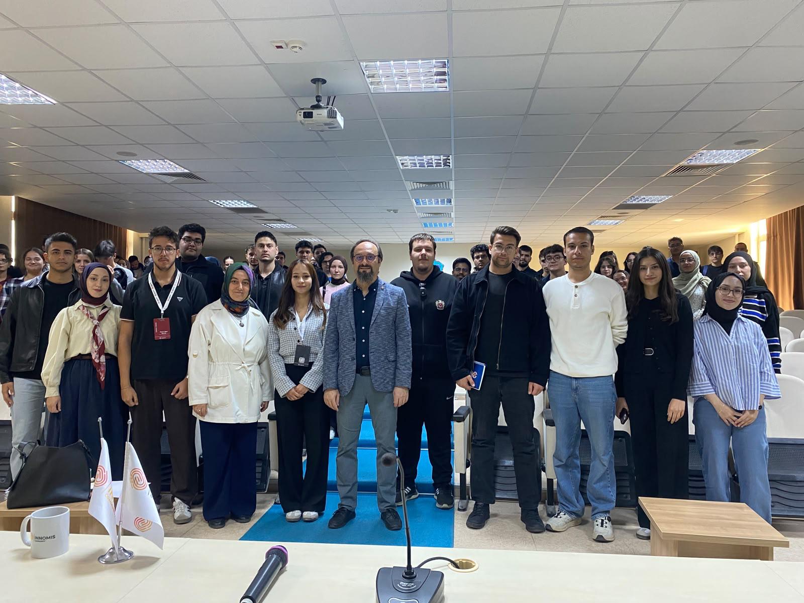 İnovasyon ve YBS Topluluğundan "Yönetim Bilişim Sistemlerinde Kariyer ve Yol Haritası" Etkinliği