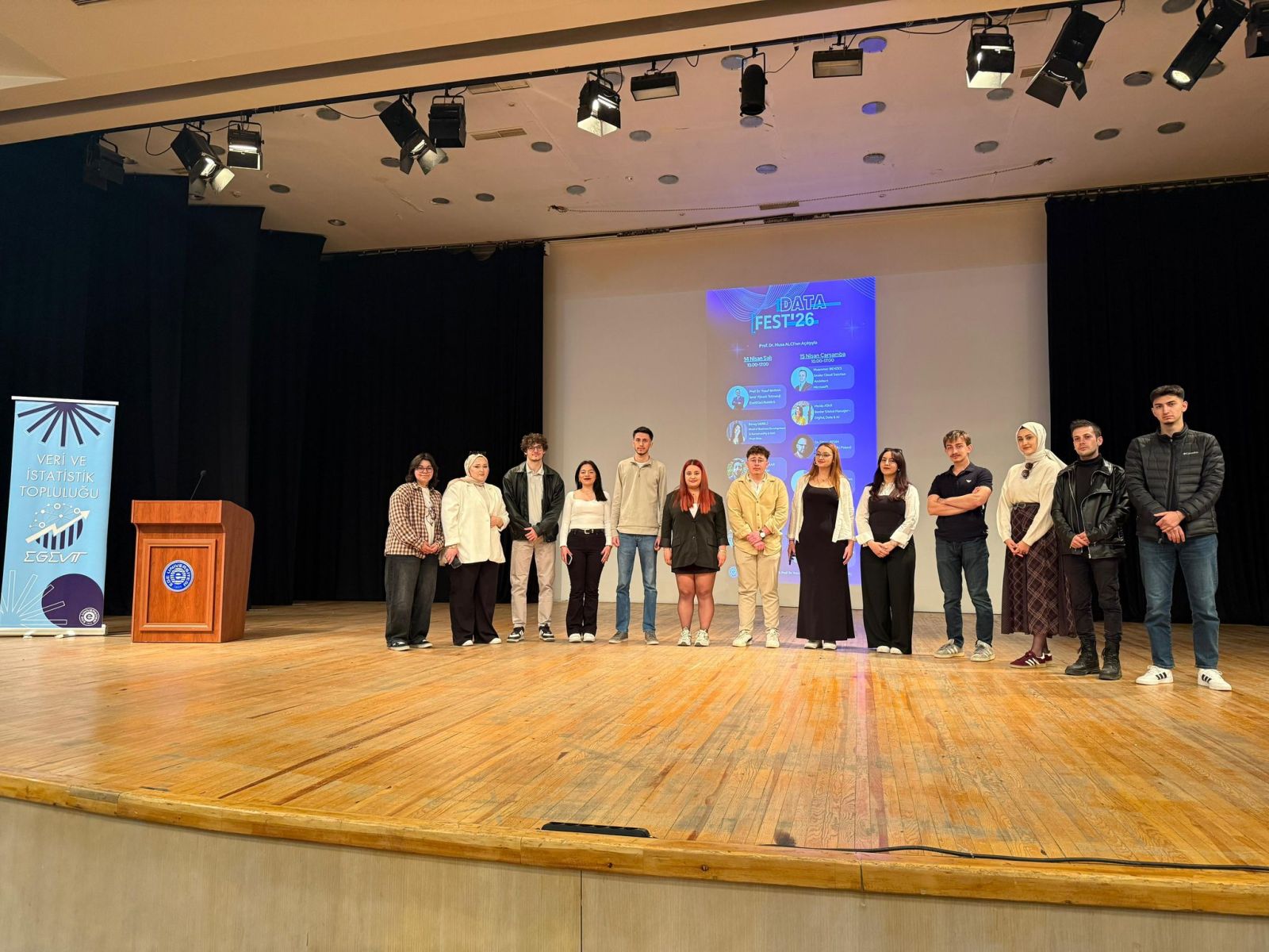 Verinin İzinde Bir Yolculuk: İstatistik ve Veri Bilimi Topluluğu DATAFEST’26’da Üniversitemizi Temsil Etti