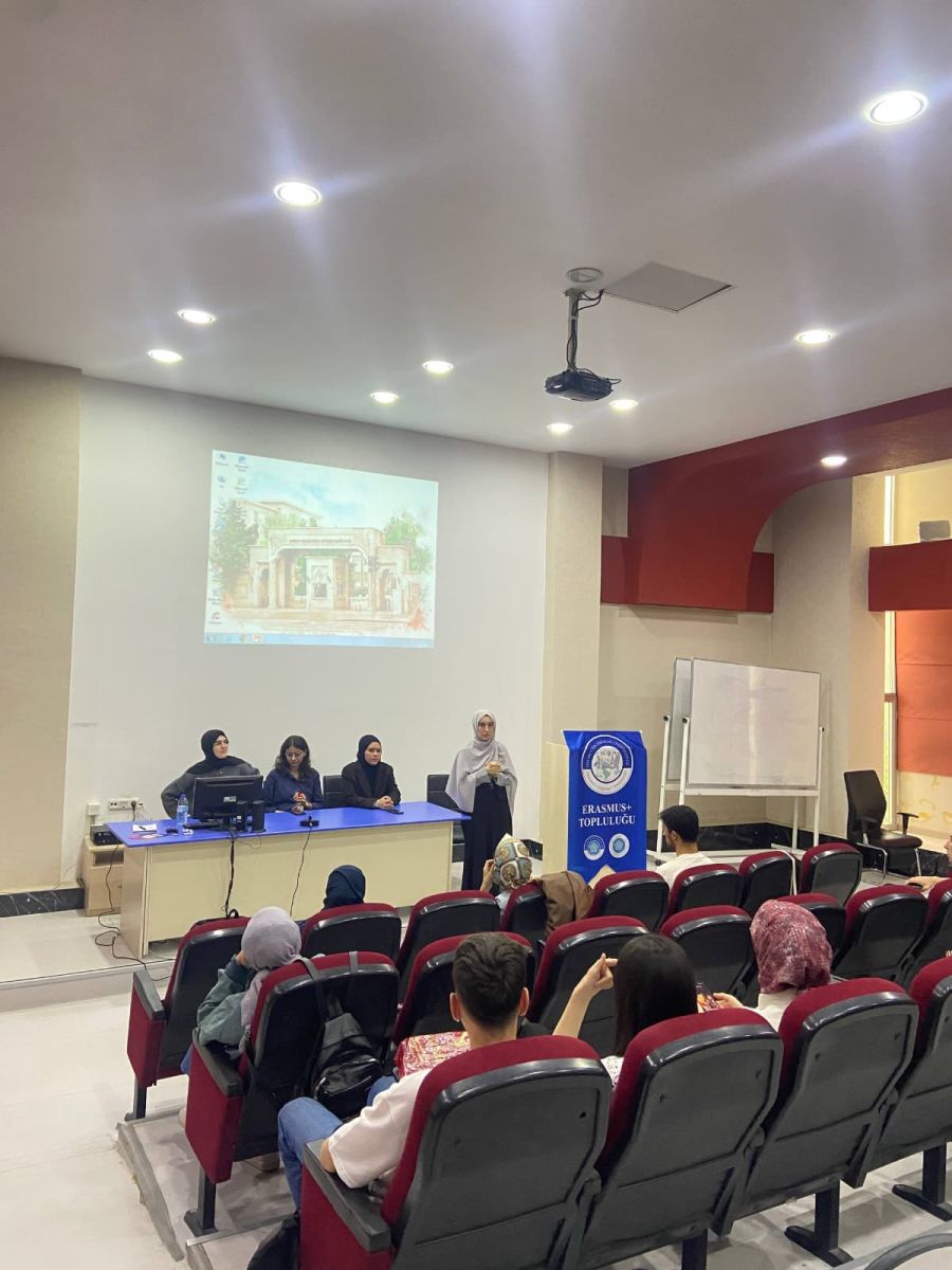 Dünyaya Açılan Kapı: Erasmus Topluluğu’ndan İlham Veren "Erasmus Paneli"