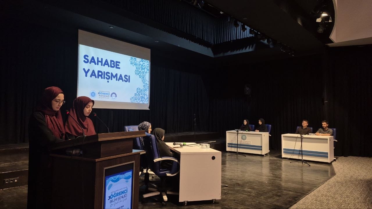 Genç Hanım Topluluğundan "Sahabe Hakkında Yarışma" Etkinliği