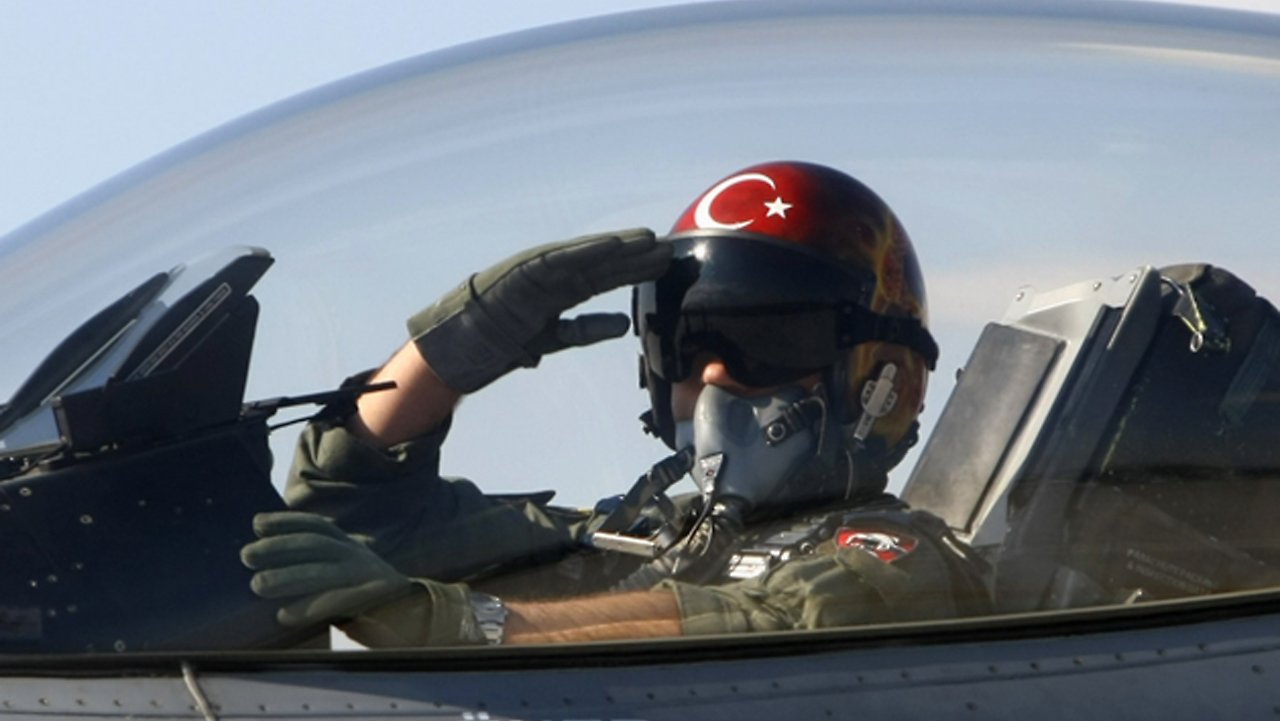 Genç Kanatlar Havacılık Topluluğu’ndan Sinema ve Söyleşi Etkinliği