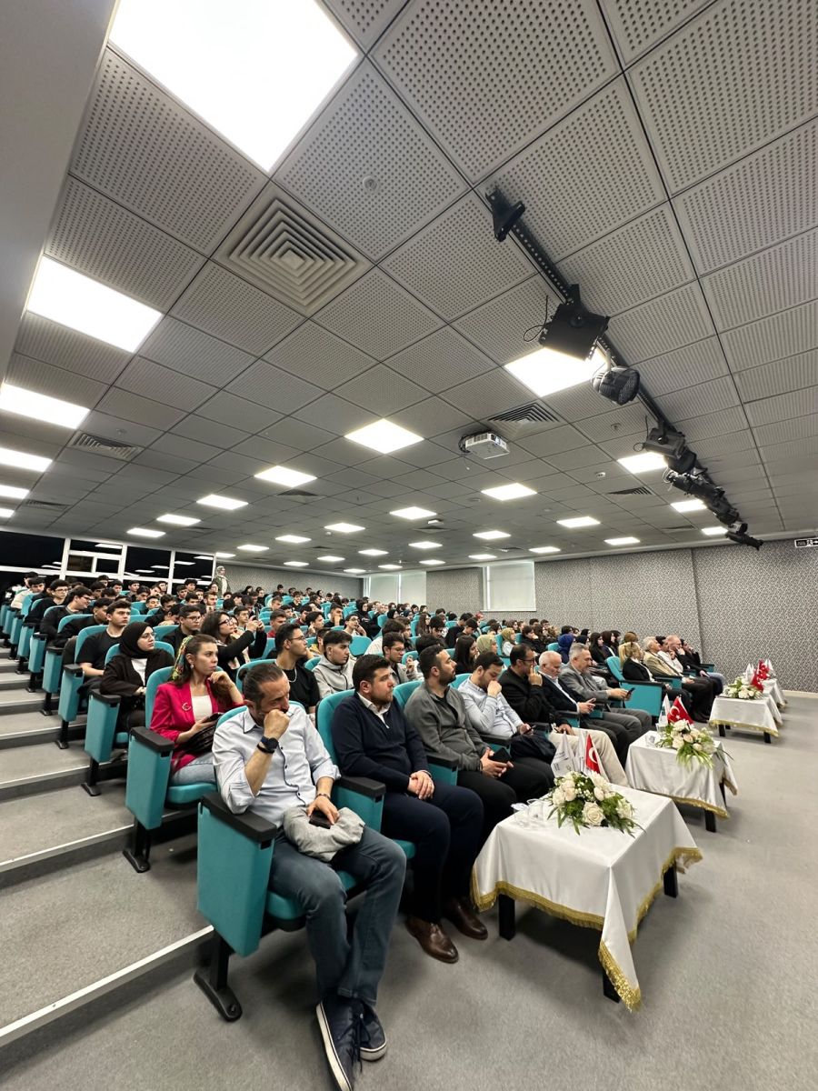IEEE NEÜ Topluluğu, Otomotiv ve Savunma Sanayisinin Geleceğini Masaya Yatırdı!