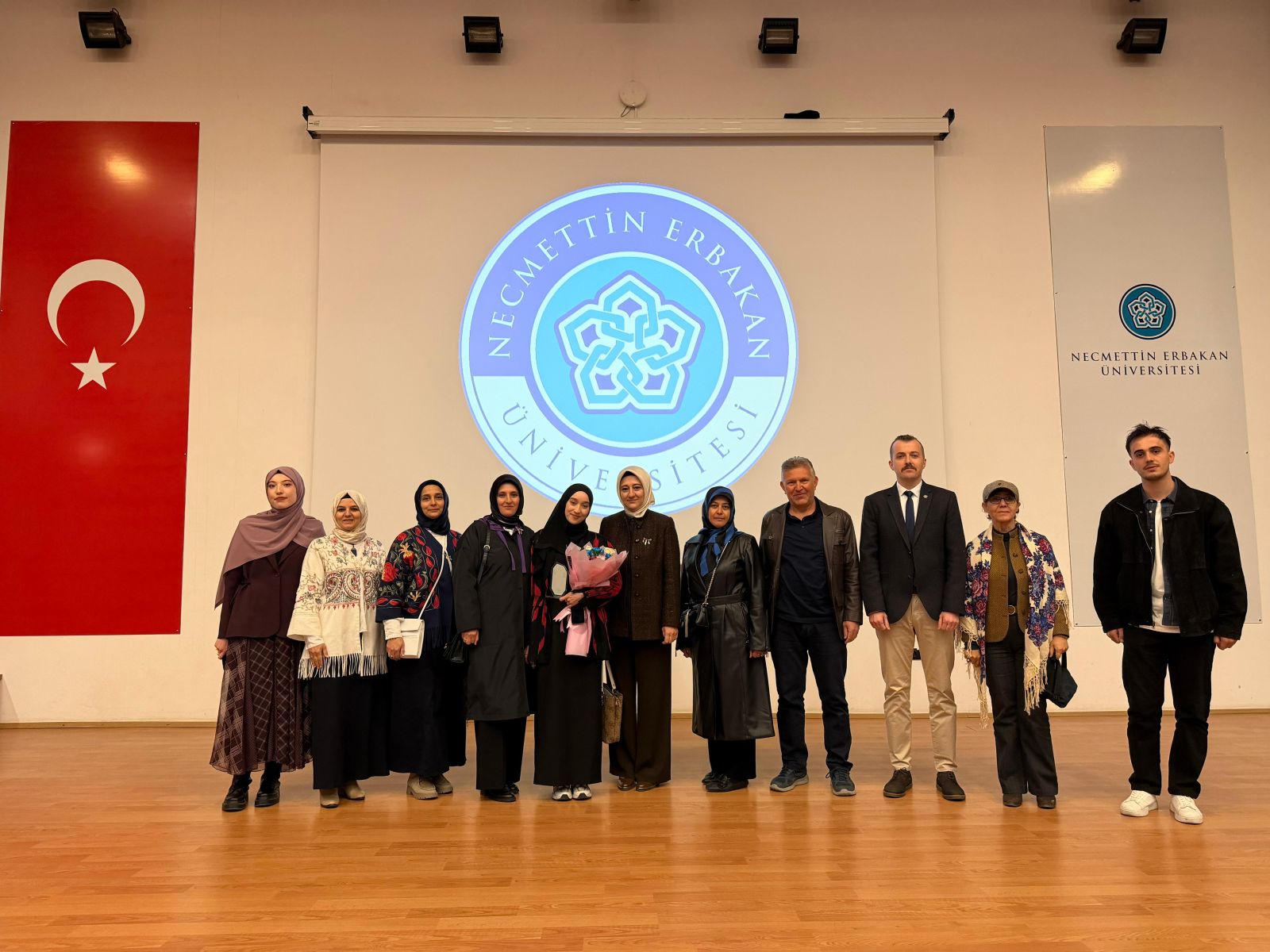 Doğu Türkistan Gündemi Üniversitede Ele Alındı