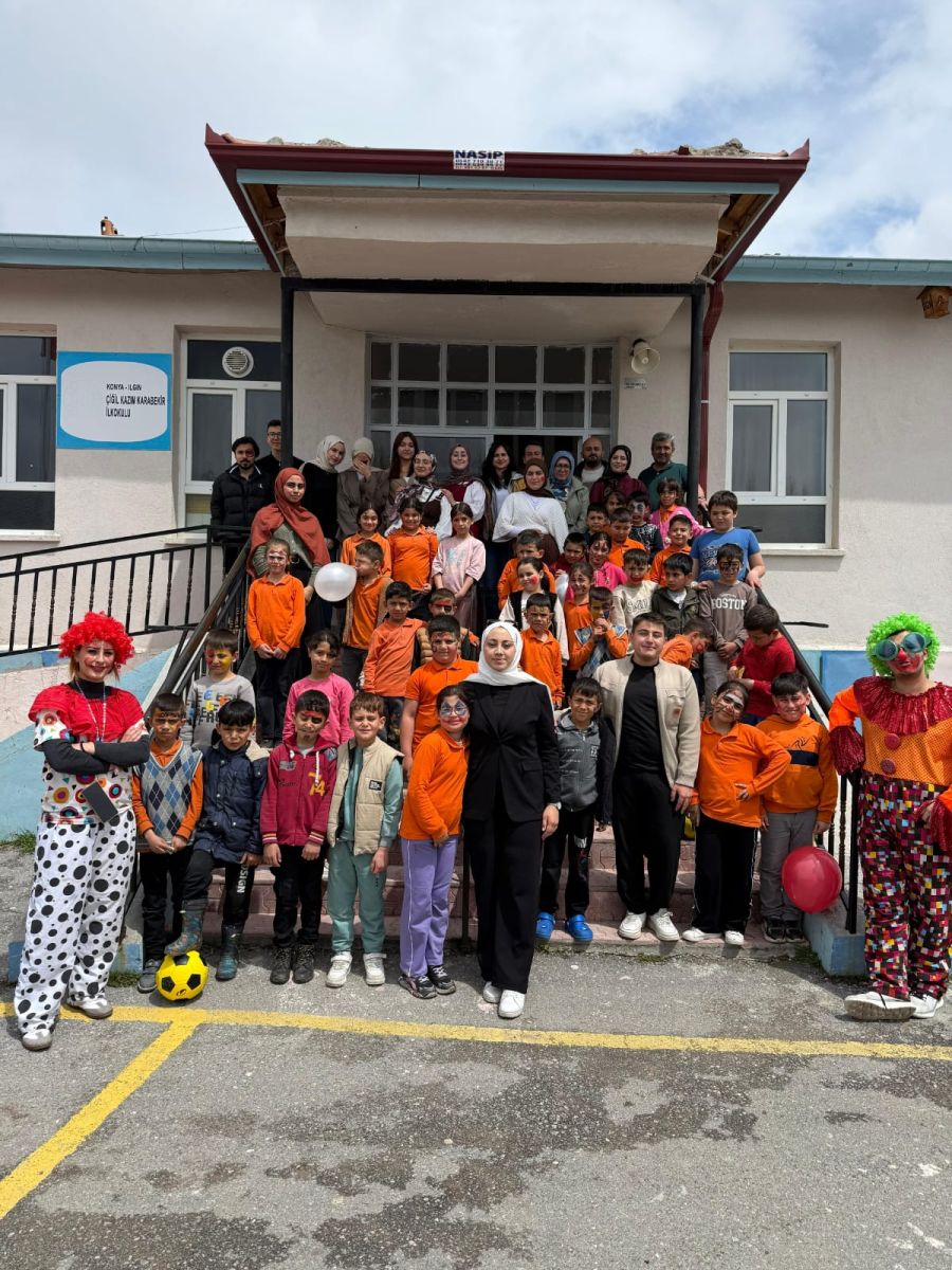 Matematik Topluluğu’ndan Ilgın’da Anlamlı Buluşmalar: Minik Kalplere Dokundular