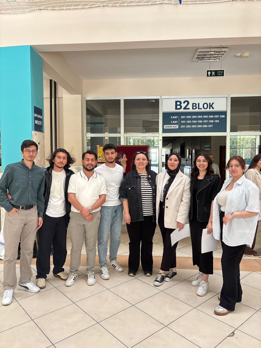 Moleküler Biyoloji ve Genetik Topluluğu’ndan Kariyer Buluşmaları Poster Sunumu