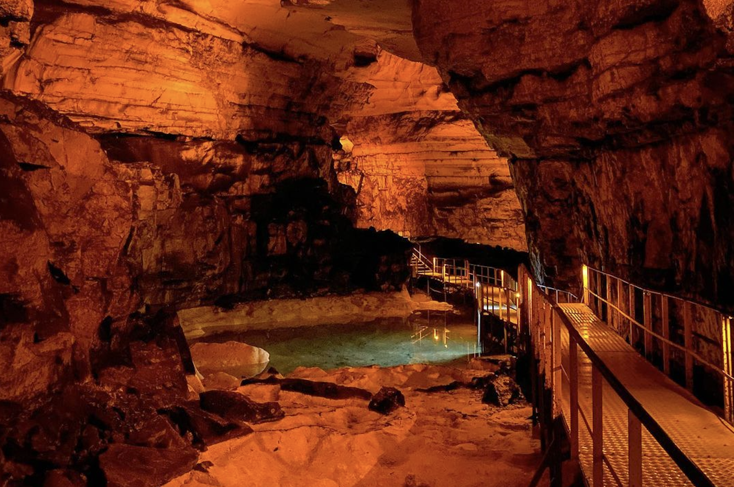 Sağlık ve Gelişim Topluluğu’ndan Tınaztepe Mağarası Gezisi