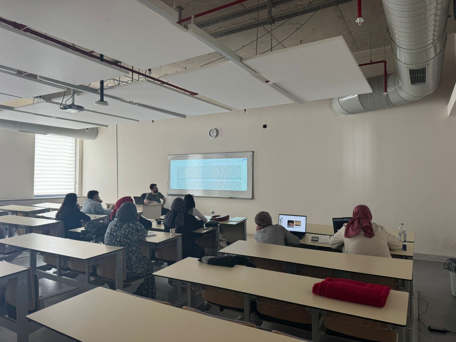 Sosyoloji Topluluğu’ndan Akademik Atılım: TÜBİTAK Proje Eğitimi Serisi Devam Ediyor